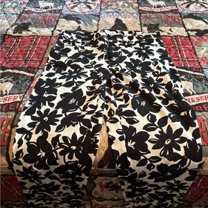 Elle black and white floral pants!